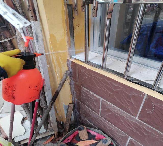 朝氣蓬勃的上進(jìn)小陳:1:人力資源管理師 補貼1500 2:健康管理師 補貼2000 3:電子商務(wù)師 補貼2000 4:客戶服務(wù)管理員 貼2000 等100多個職業(yè) 要求:累計交夠失業(yè)保險36個月 歡迎各企業(yè)組織報考